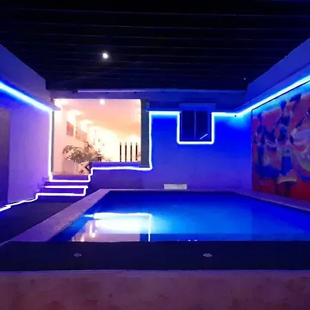 Villa Sandytavohouse, Con Piscina Cerca A La Playa